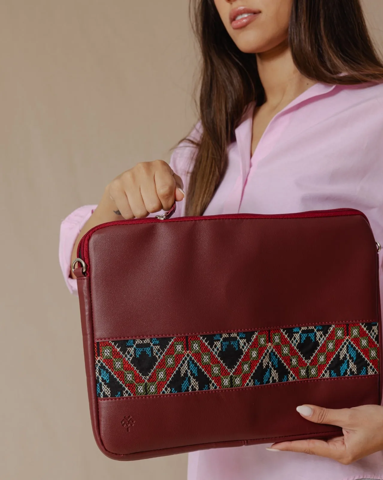 Burgundy Etamine Laptop Sleeve