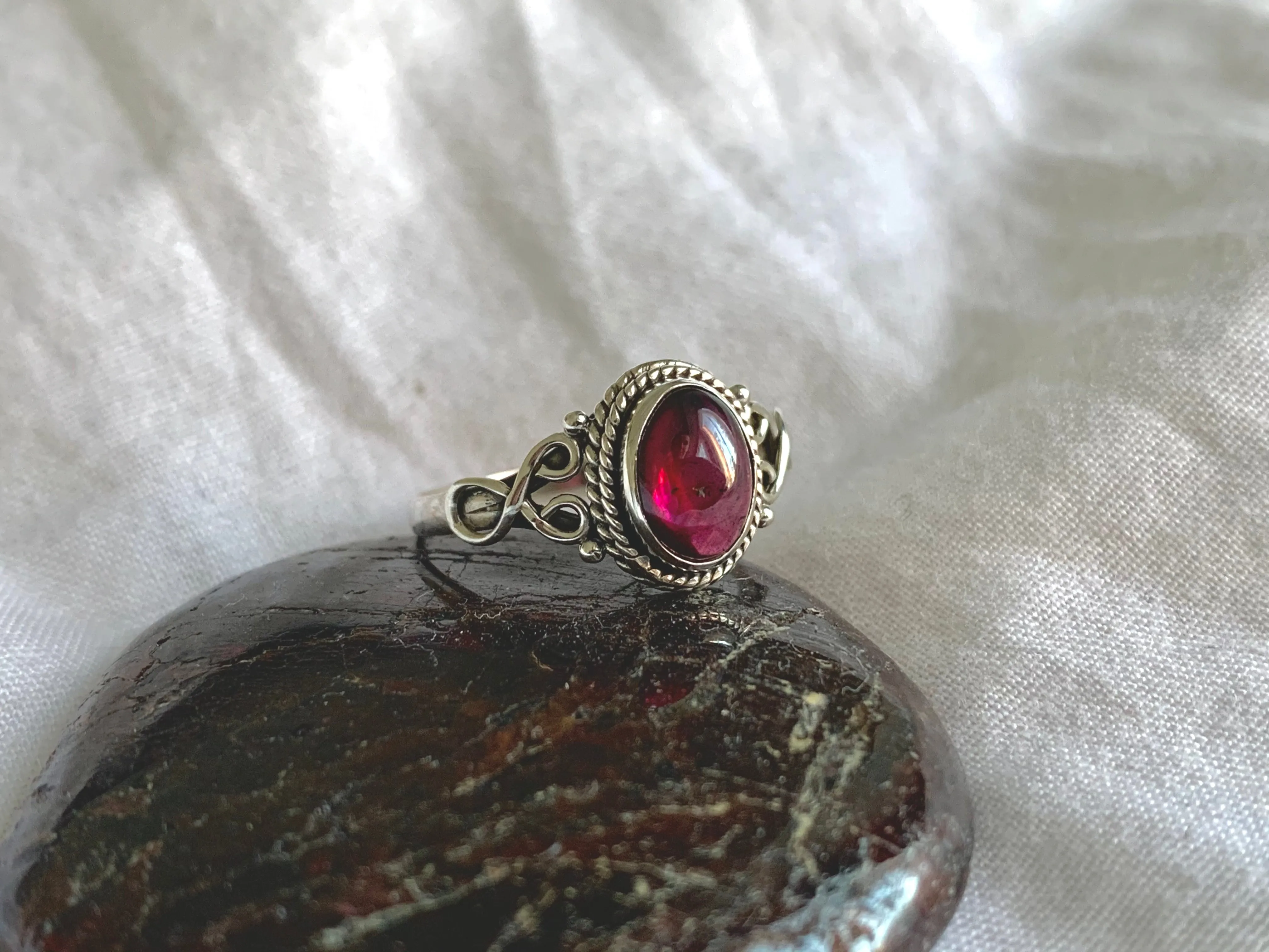 Garnet Melita Ring