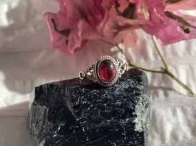 Garnet Melita Ring